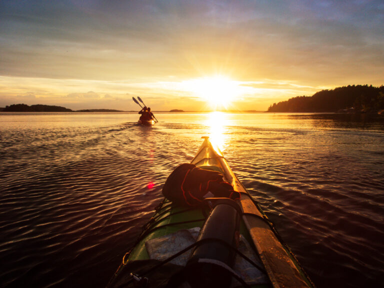 Kajakken Zweden zonsondergang